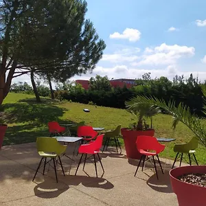 cerise-valence.hotels-rhonealpes.com/