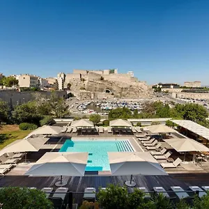 Hotel Radisson Blu Vieux Port